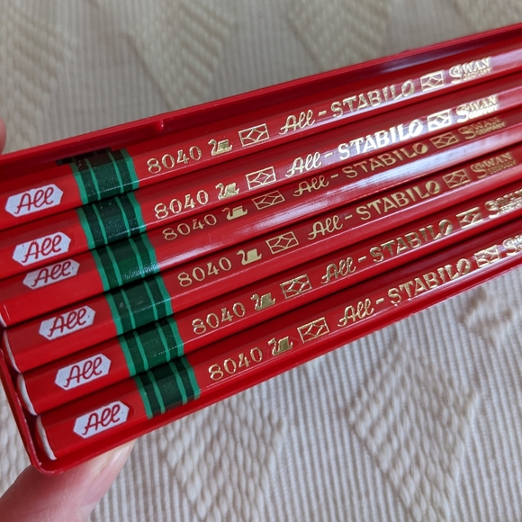 Vintage pencils Schwan Stabilo All surface pencils in red - set of 12 in case - Picture 6 of 11